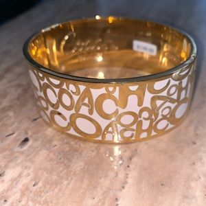 BRAND NEW gold/white coach clasp bracelet